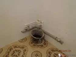 Як усталяваць трубы на кухні фота