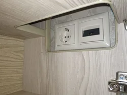 Mətbəx fotoşəkilində rozetkaları necə gizlətmək olar