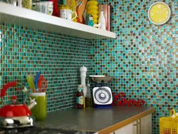 Wallpaper instead of tiles in the kitchen photo