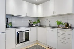 White corner kitchens with photo dimensions