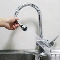 Aerator fotoşəkili olan mətbəx kranı