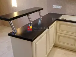 Столешница на ножках для кухни фото