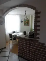 Бар ас үйдегі аркалардың фотосы