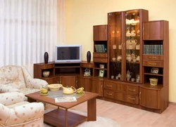 Қонақ бөлмесіндегі қабырға 2000 фото