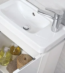 40 cm sink in the bathroom photo