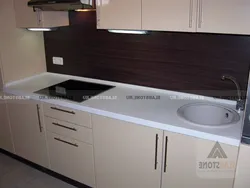 Танӯраи дар акс countertop ошхона нур