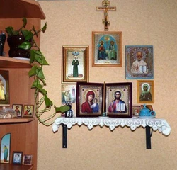 Как повесить иконы в спальне фото