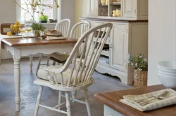 Table and chairs Provence kitchen photo