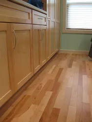 Mətbəx Fotoşəkilindəki Divarda Linoleum