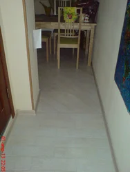 Photo When The Tiles Are From The Kitchen Into The Hallway