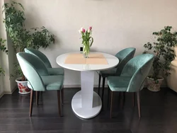 Mətbəx Fotoşəkili Üçün Bir Ayaqda Stullar