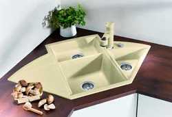 Кухни