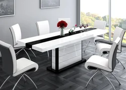 Fashionable Tables And Chairs For The Kitchen Photo