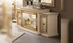 Nightstand дар меҳмонхона дар акс сабки классикӣ