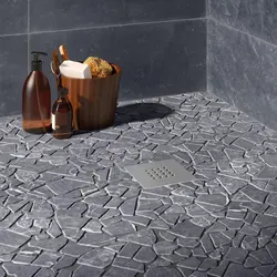 Mosaic tiles for bathtub floor photo