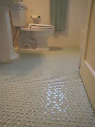 Mosaic tiles for bathtub floor photo