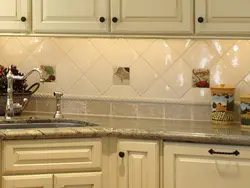 Mətbəx backsplash fotoşəkili üçün böyük ölçülü plitələr