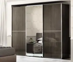 Sliding Wardrobes With One Mirror In The Bedroom Photo