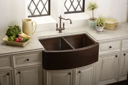 Sizning oshxonangizda qanday lavabo bor? fotosurat