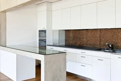 Ошхона сафед бо акс countertop мармар хокистарӣ