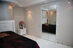 How to close a mirror in a bedroom closet photo