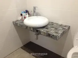 Countertop зери танӯраи дод аз гипсокартон дар ҳаммом акс