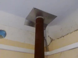 Натяжной потолок на кухне с газовой трубой фото