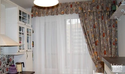 Curtain and tulle on one cornice for the kitchen photo