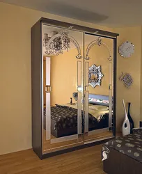 Mirrors With A Pattern For Bedroom Wardrobes Photo