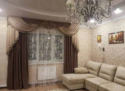 Lambrequin ilə müasir üslubda qonaq otağı üçün pərdələr, öz fotoşəkilləri