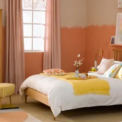 Карамельный интерьер спальни
