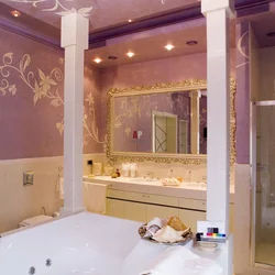 Glamor bathroom interior