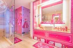 Glamor Bathroom Interior