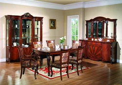 Mahogany ichki yashash xonasi