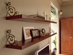 Қавс дар дохили ҳуҷраи меҳмонхона