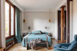 Diagonals in the bedroom interior