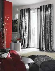 Черно белый интерьер гостиной шторы