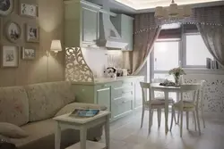 Provans oshxonasining ichki qismidagi divan