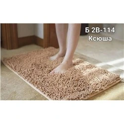 Коврики в интерьере бежевой ванны