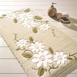 Rugs in the interior of a beige bath