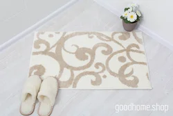 Rugs in the interior of a beige bath