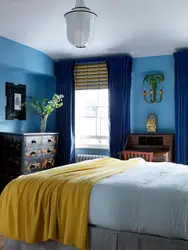 Yellow and blue in the bedroom interior