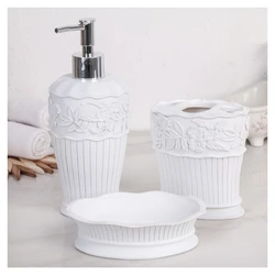 Ceramic accessories for the bathroom in the interior