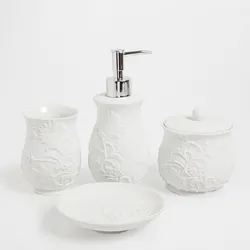 Ceramic accessories for the bathroom in the interior