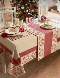 Table Runners In The Kitchen Interior
