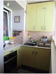 Дызайн кухні з вынасам