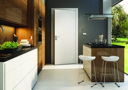 Kitchen design door in the middle