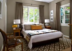 Bedroom design with 5 windows