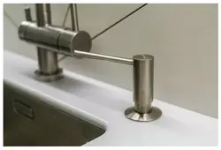 Дарунсохташуда диспенсери шустушӯй барои акс ошхона