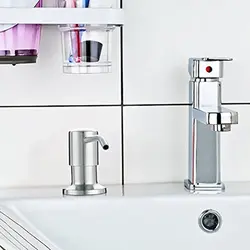 Mətbəx fotoşəkili üçün quraşdırılmış yuyucu vasitə dispenser